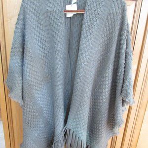 Croft & Barrow Women's Wrap Poncho Shawl One Size Grey Medium Weight Fringed New